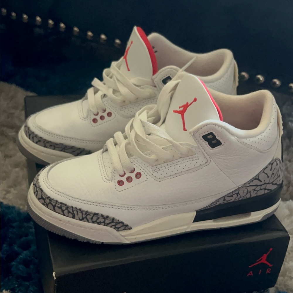 Air Jordan 3 Retro (GS) Summit White/Fire Red-Black